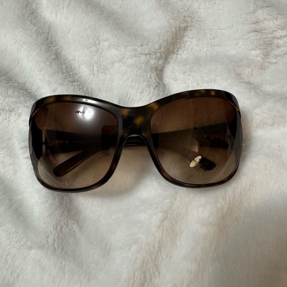Prada Oversized Brown Gradient Sunglasses with Glossy Tortoiseshell Frame - Picture 1 of 5